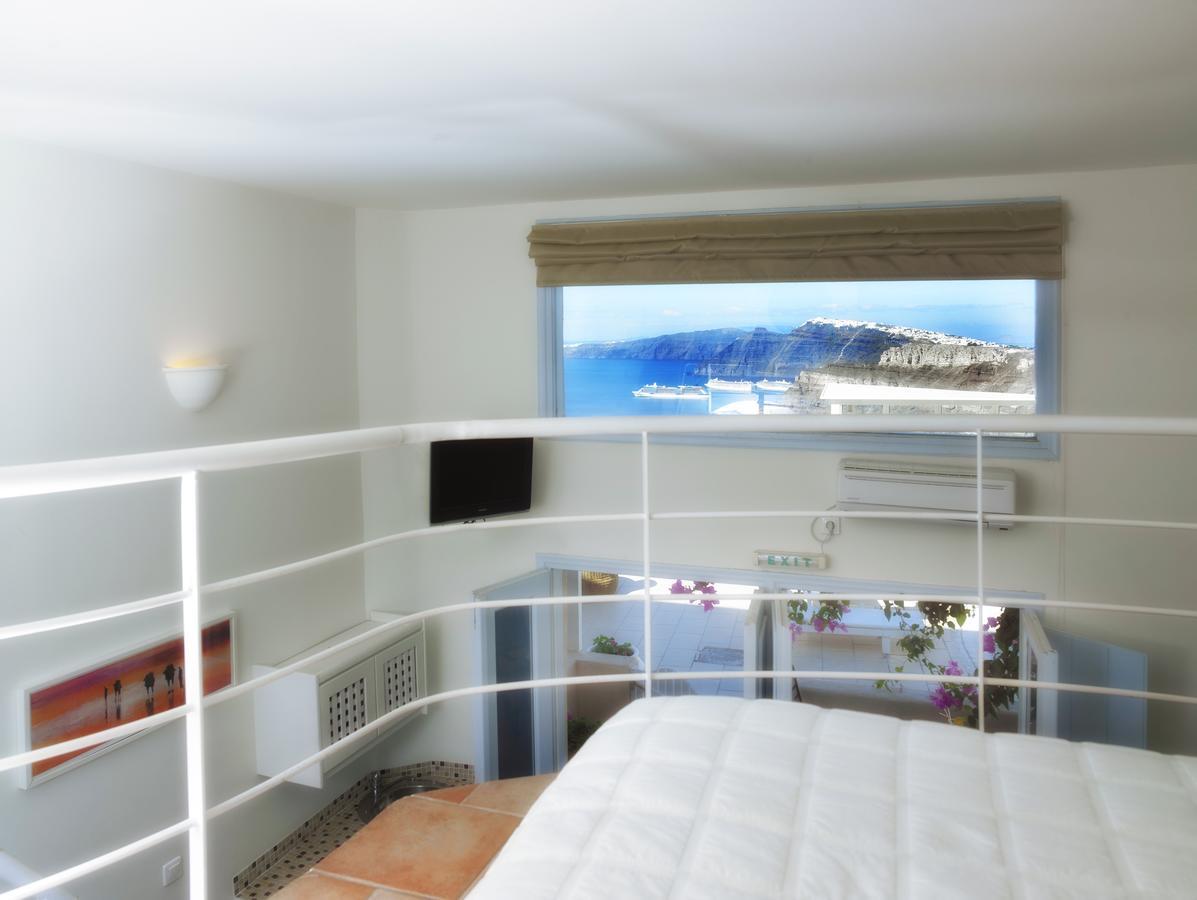Hotel Of The Gods Cave Megalochori (Santorini)